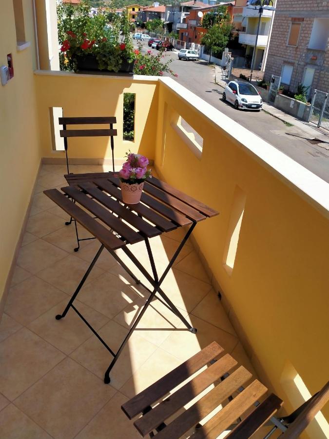 Le Camelie Camera Bosa Bagian luar foto